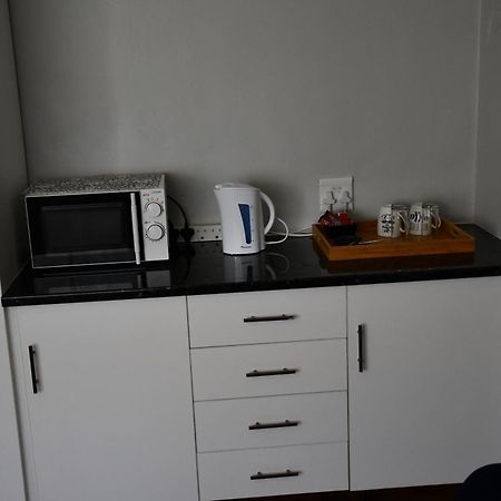Friendz Guesthouse Knysna Pokoj fotografie